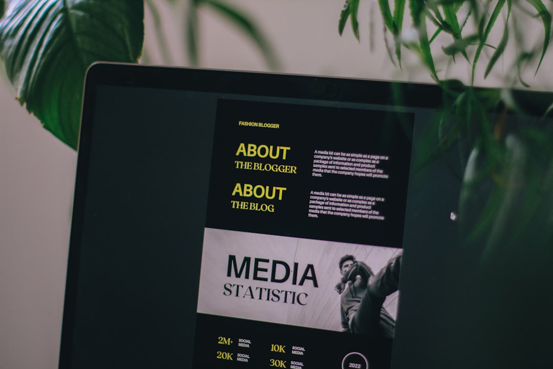découvrez comment élaborer une stratégie de marketing ugc efficace pour engager votre audience, augmenter la confiance et booster vos ventes grâce au contenu généré par les utilisateurs.