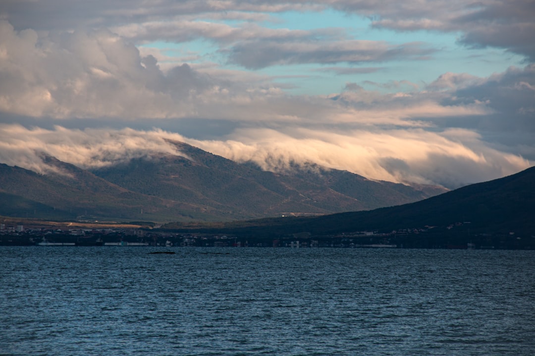 découvrez coastal cloud, des solutions innovantes pour une gestion efficace et moderne de votre entreprise, alliant technologie et performance en bord de mer.